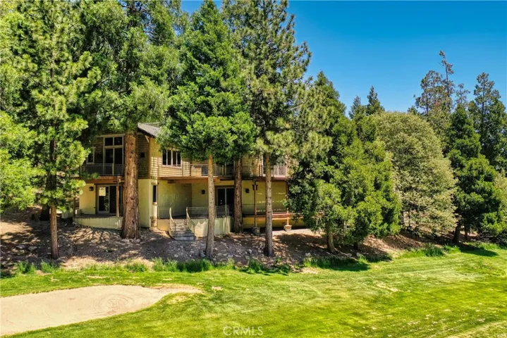 250 Brentwood Drive, Lake Arrowhead, California 92352
