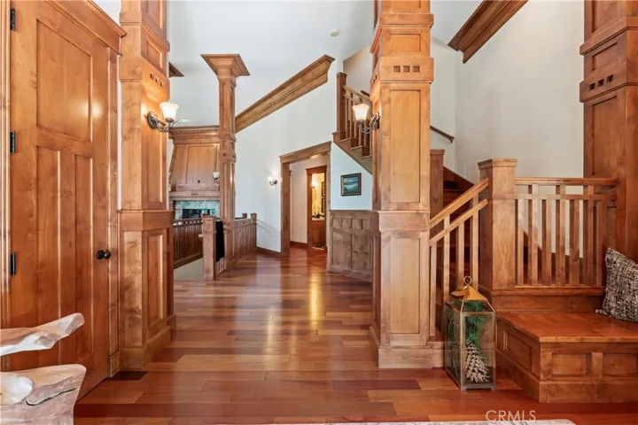 250 Brentwood Drive, Lake Arrowhead, California 92352