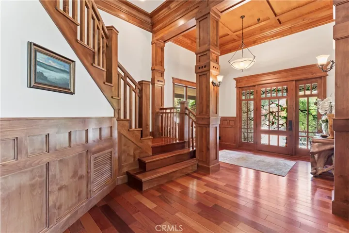250 Brentwood Drive, Lake Arrowhead, California 92352