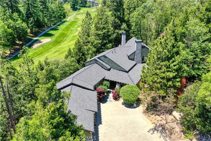 250 Brentwood Drive, Lake Arrowhead, California 92352