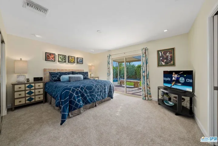 940 N Calle Loro, Palm Springs, California 92262