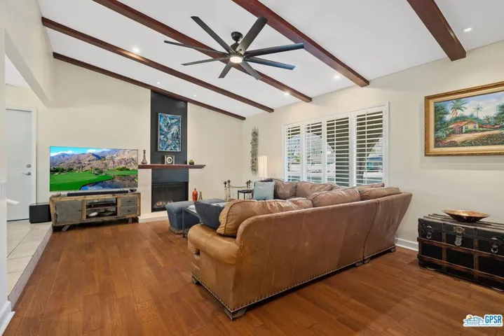 940 N Calle Loro, Palm Springs, California 92262