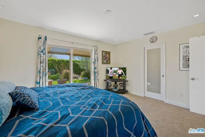 940 N Calle Loro, Palm Springs, California 92262