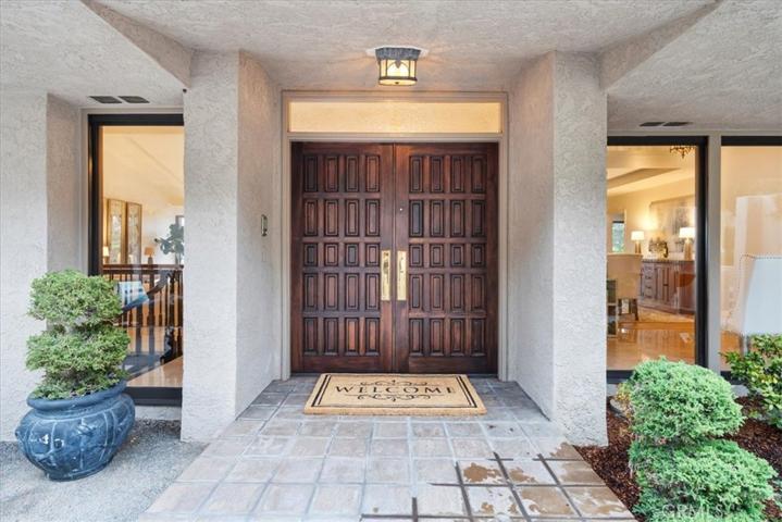 2055 Via Visalia, Palos Verdes Estates, California 90274