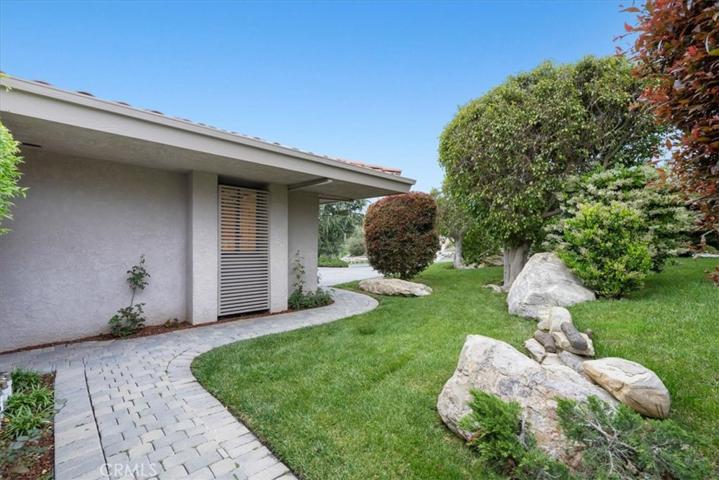 2055 Via Visalia, Palos Verdes Estates, California 90274