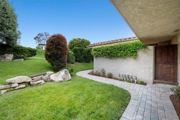 2055 Via Visalia, Palos Verdes Estates, California 90274