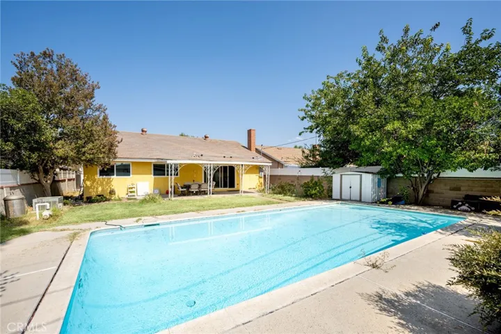 19558 Gault Street, Reseda, California 91335