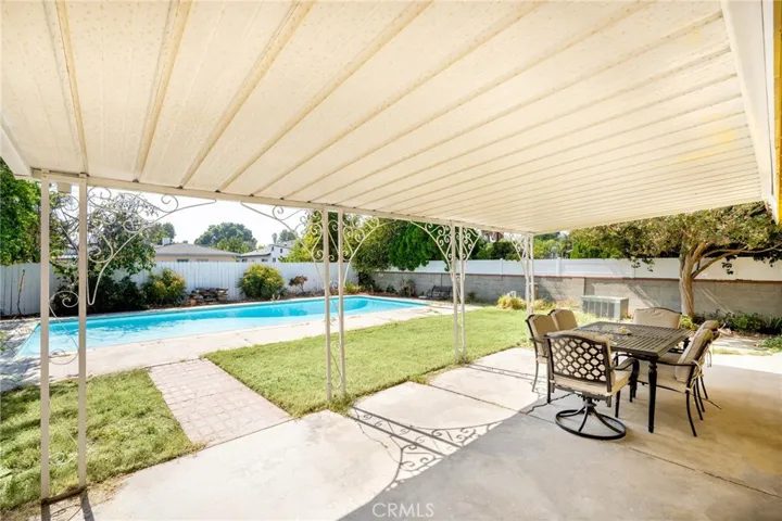 19558 Gault Street, Reseda, California 91335