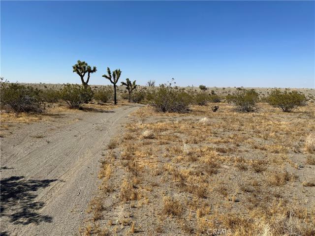 0 Lebec Road, Phelan, California 92371