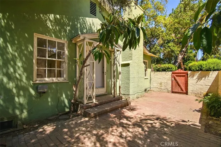 318 E 4th Street, Ontario, California 91764