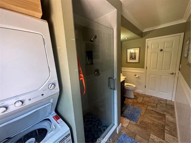 Washer and Dryer Included