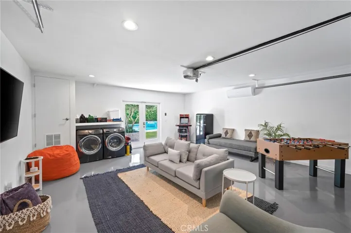 1120 E Louise Drive, Palm Springs, California 92262