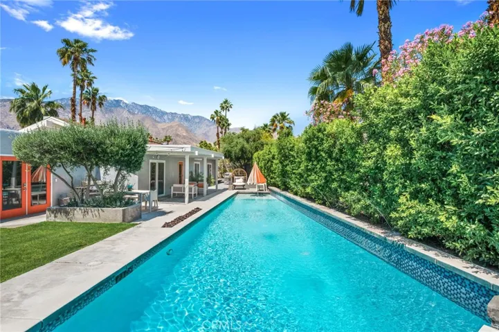 1120 E Louise Drive, Palm Springs, California 92262