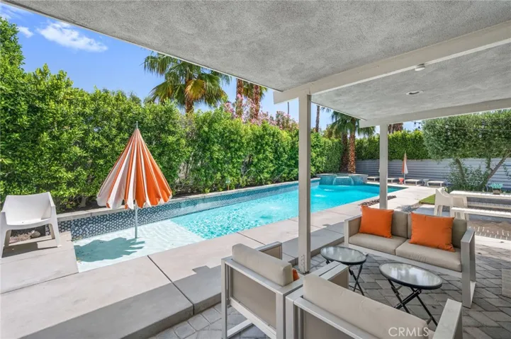 1120 E Louise Drive, Palm Springs, California 92262