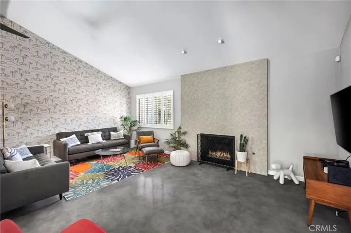 1120 E Louise Drive, Palm Springs, California 92262
