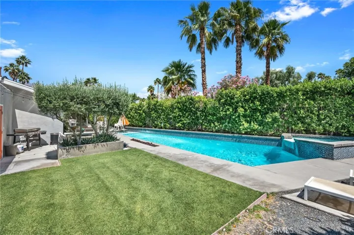 1120 E Louise Drive, Palm Springs, California 92262