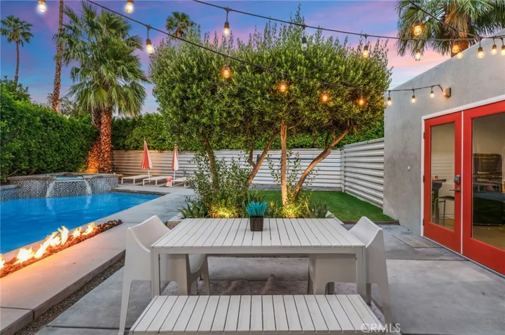 1120 E Louise Drive, Palm Springs, California 92262
