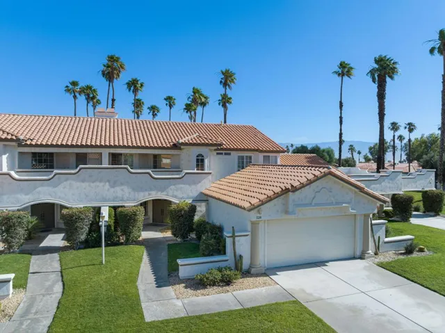 1-web-or-mls-CM_DesertFalls_0523_001