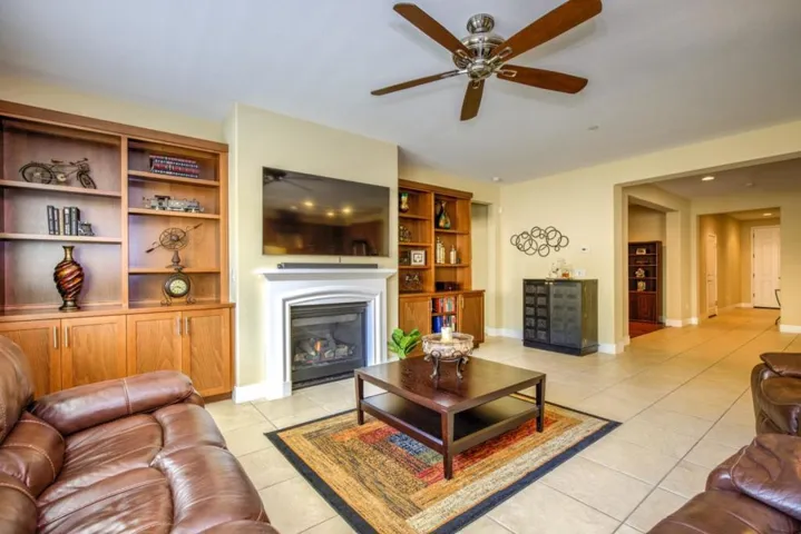 9881 Rancho Hills Drive, Gilroy, California 95020