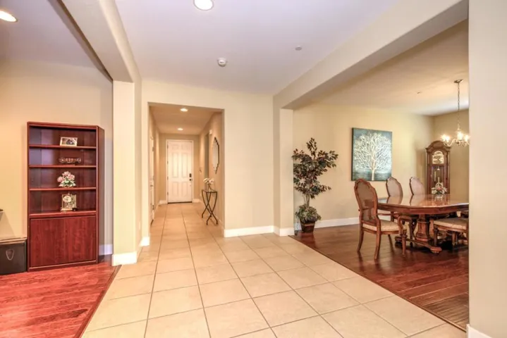 9881 Rancho Hills Drive, Gilroy, California 95020