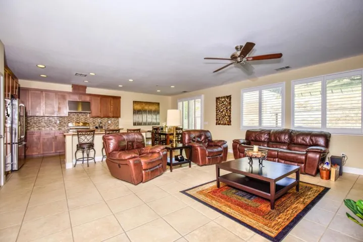 9881 Rancho Hills Drive, Gilroy, California 95020