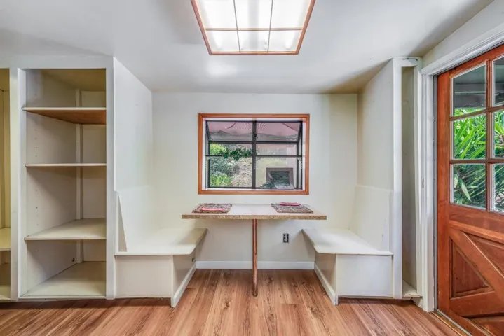 23640 Glenwood Drive, Los Gatos, California 95033