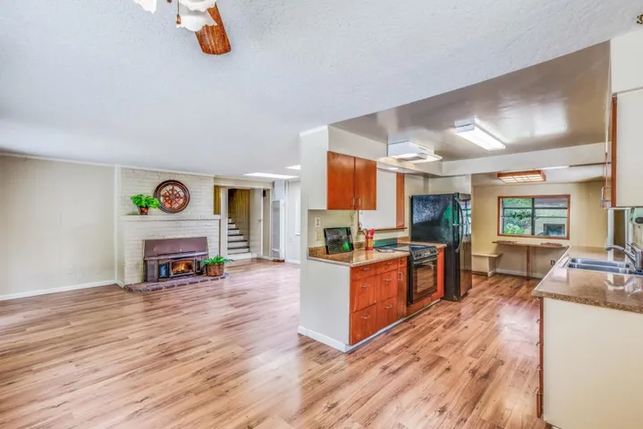 23640 Glenwood Drive, Los Gatos, California 95033