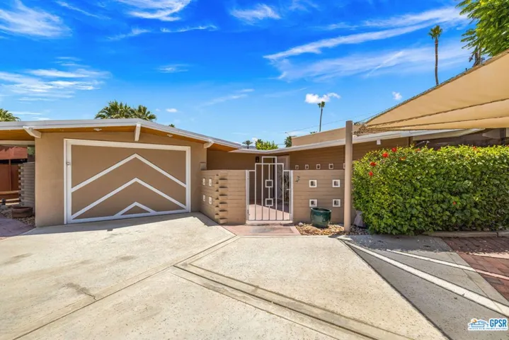 74581 Peppertree Drive, Palm Desert, California 92260