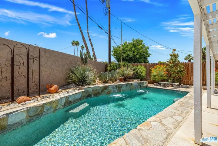 74581 Peppertree Drive, Palm Desert, California 92260