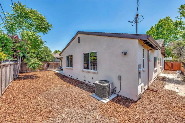 1561 Fuchsia Drive, San Jose, California 95125