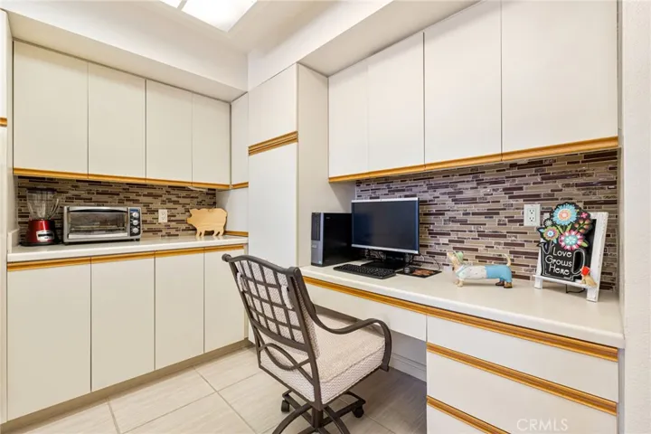 20 N Kavenish Drive, Rancho Mirage, California 92270