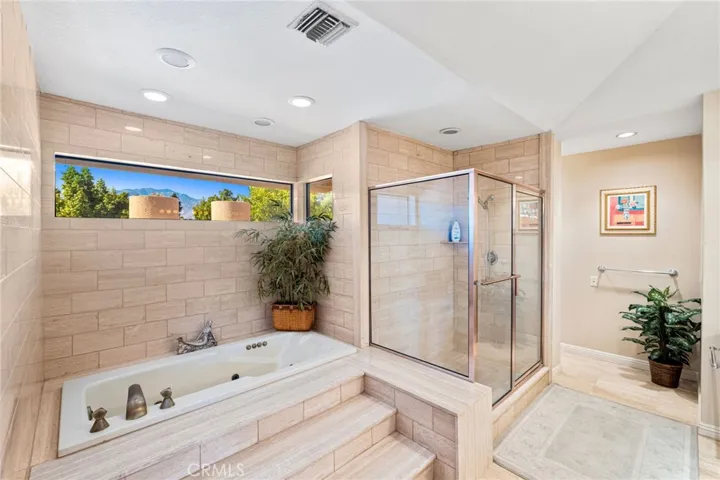 20 N Kavenish Drive, Rancho Mirage, California 92270