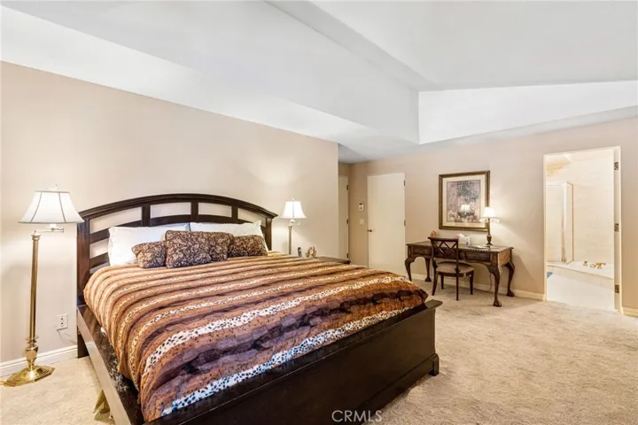 20 N Kavenish Drive, Rancho Mirage, California 92270