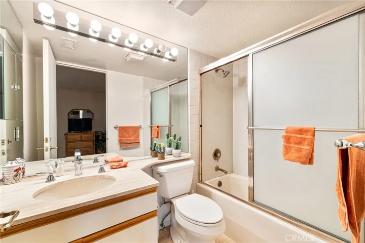 20 N Kavenish Drive, Rancho Mirage, California 92270