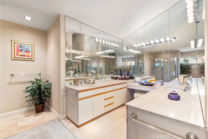 20 N Kavenish Drive, Rancho Mirage, California 92270