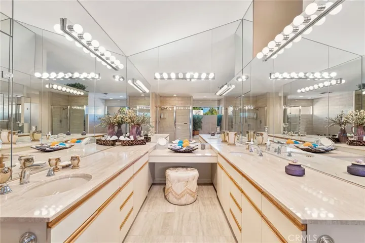 20 N Kavenish Drive, Rancho Mirage, California 92270