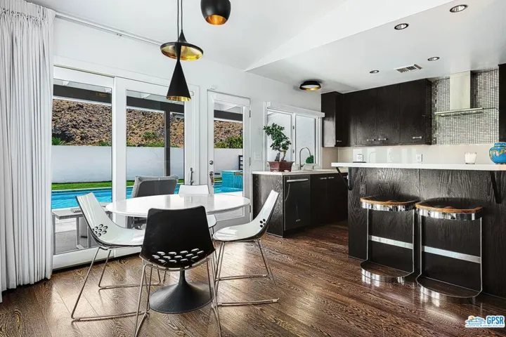 2222 S Araby Drive, Palm Springs, California 92264