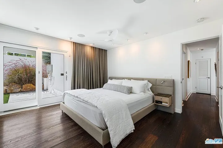 2222 S Araby Drive, Palm Springs, California 92264