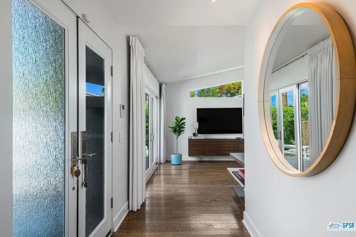 2222 S Araby Drive, Palm Springs, California 92264