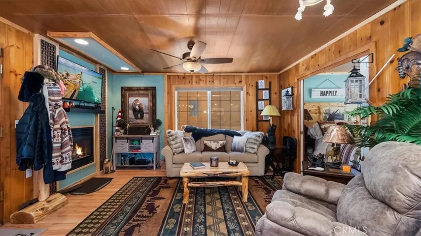 192 Vista Lane, Sugarloaf, California 92386
