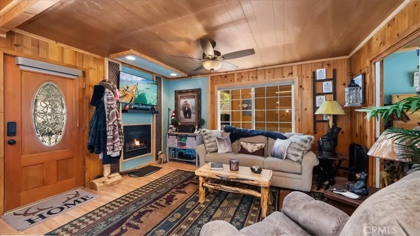 192 Vista Lane, Sugarloaf, California 92386