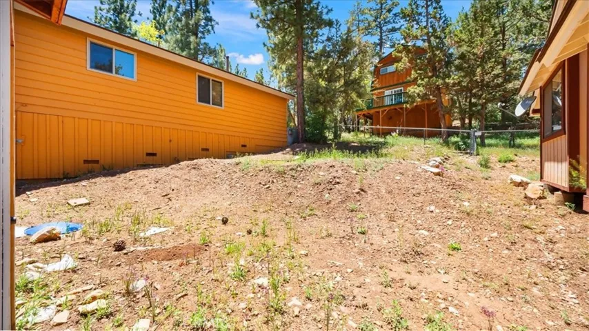 192 Vista Lane, Sugarloaf, California 92386