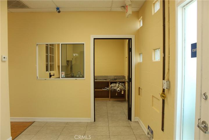 13812 Saticoy Street, Panorama City, California 91402