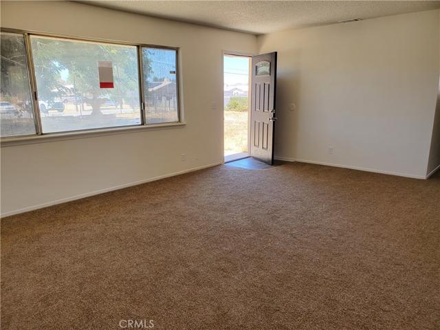 12535 Cypress Avenue, Victorville, California 92395