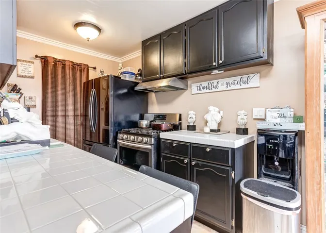 830 S Westlake Avenue, Los Angeles, California 90057