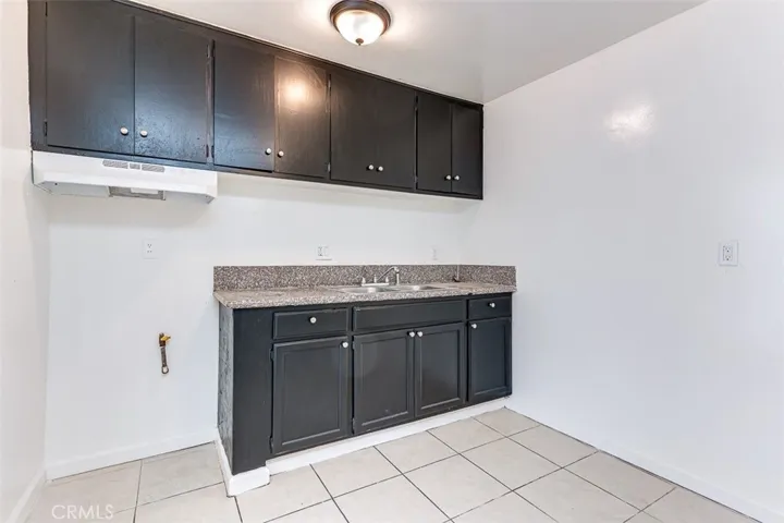 830 S Westlake Avenue, Los Angeles, California 90057