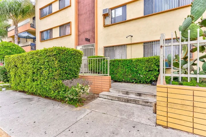 830 S Westlake Avenue, Los Angeles, California 90057