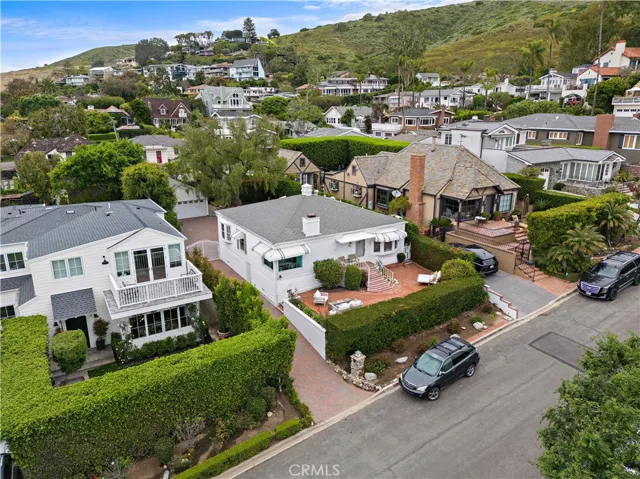 478 Holly Street, Laguna Beach, California 92651