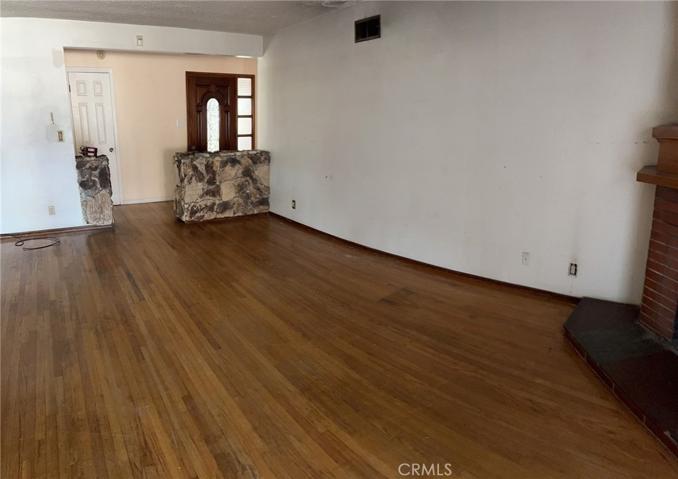 12421 Arbor Place, Los Angeles, California 90044