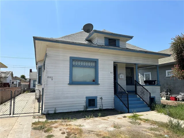 212 E 66th Street, Los Angeles, California 90003
